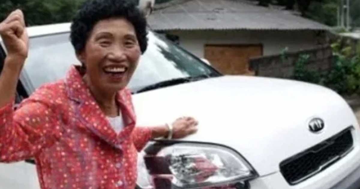 Mulher consegue carta de condução após reprovar 959 vezes