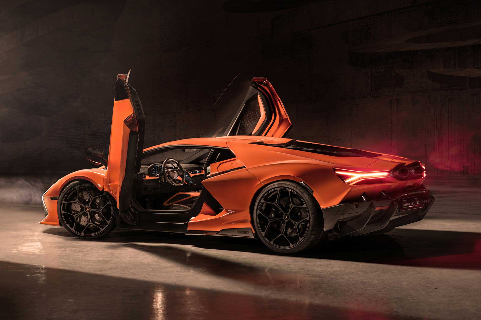 Lamborghini Revuelto: a próxima geração de supercarros híbridos