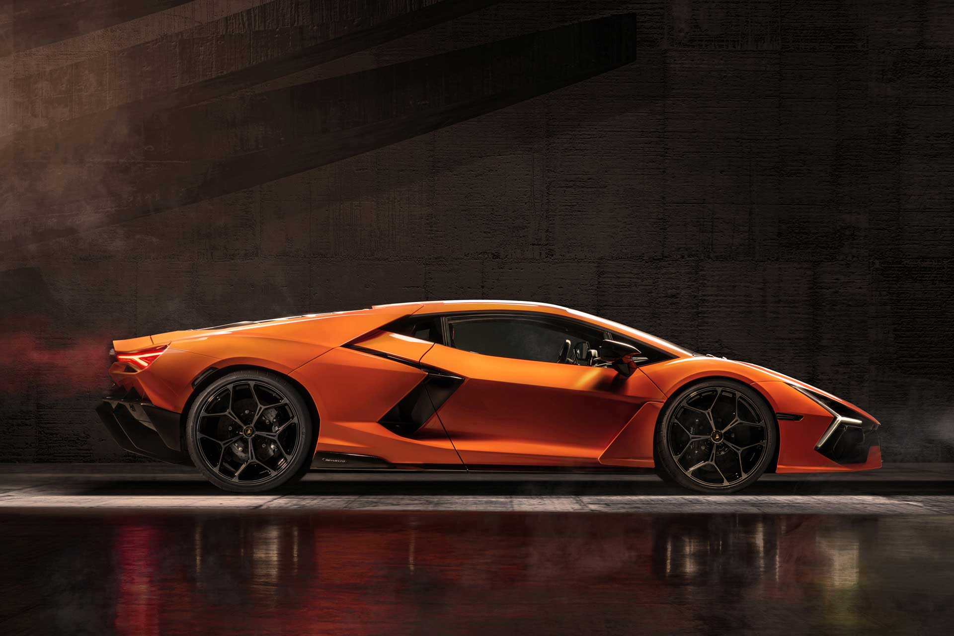 Lamborghini Revuelto: a próxima geração de supercarros híbridos