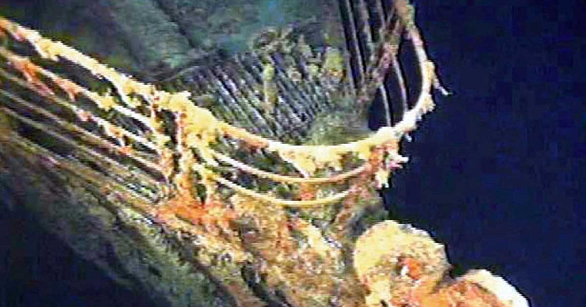 Submarino turístico desaparece durante excursão ao Titanic<br />