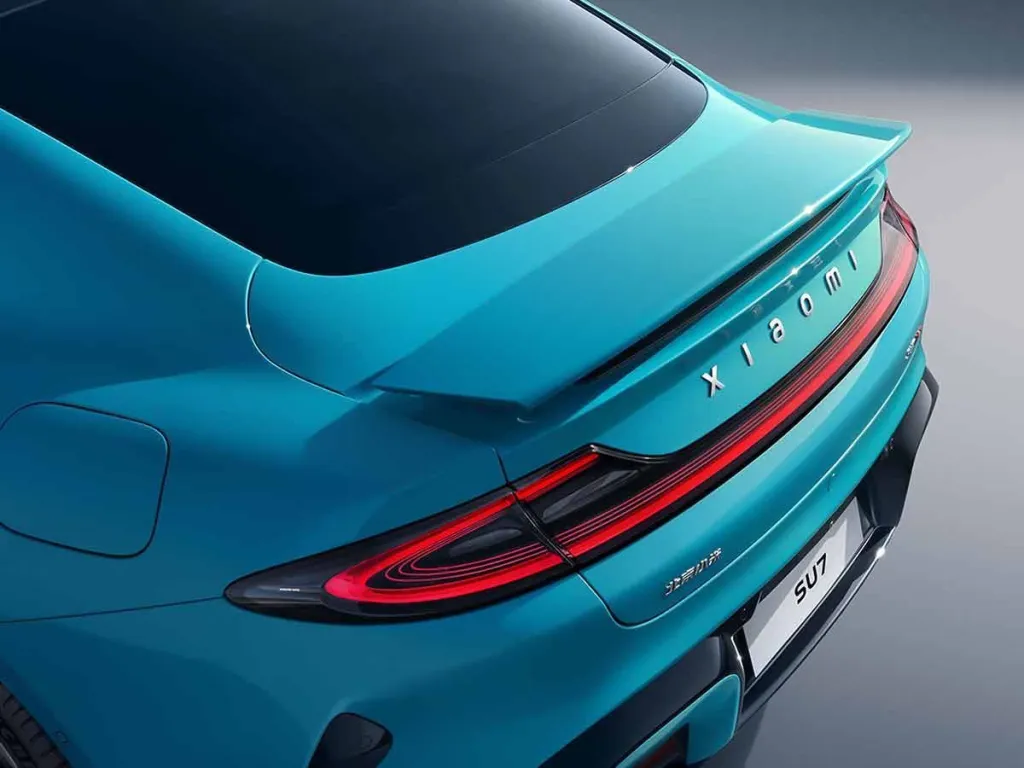 Dos smartphones aos super carros - Xiaomi revela primeiro elétrico (com vídeo)